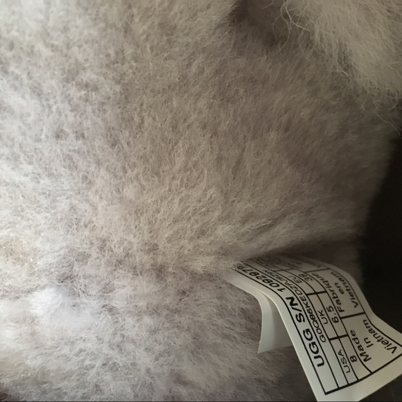 Ugg mini bailey bow II velvet ribbon 🎀 - Picture 7 of 7